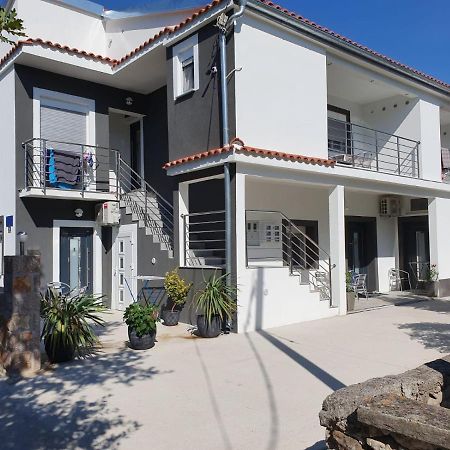 Jeli Apartments Starigrad Paklenica Extérieur photo